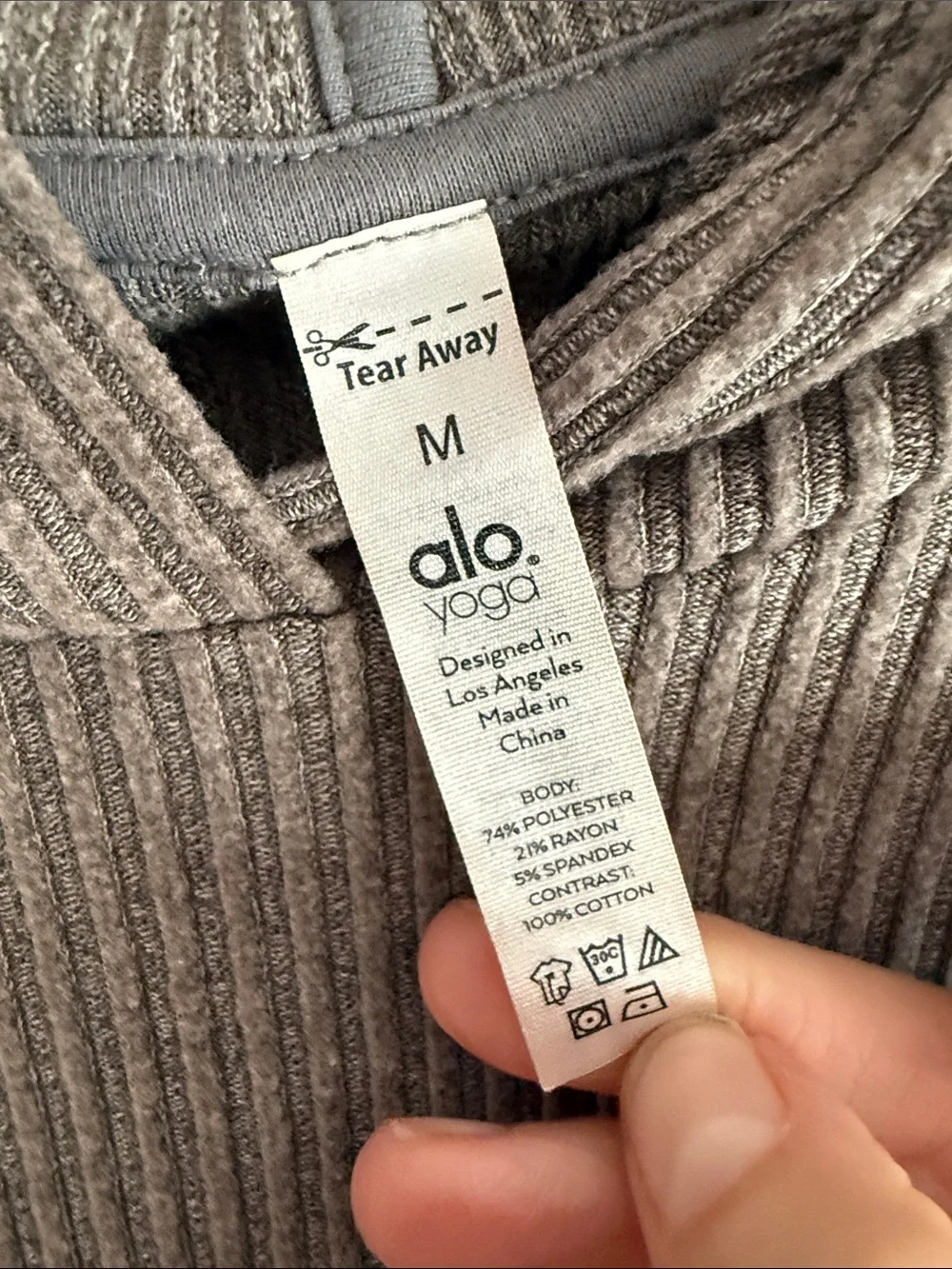 ALO Yoga Muse  Cropped Hoodie
